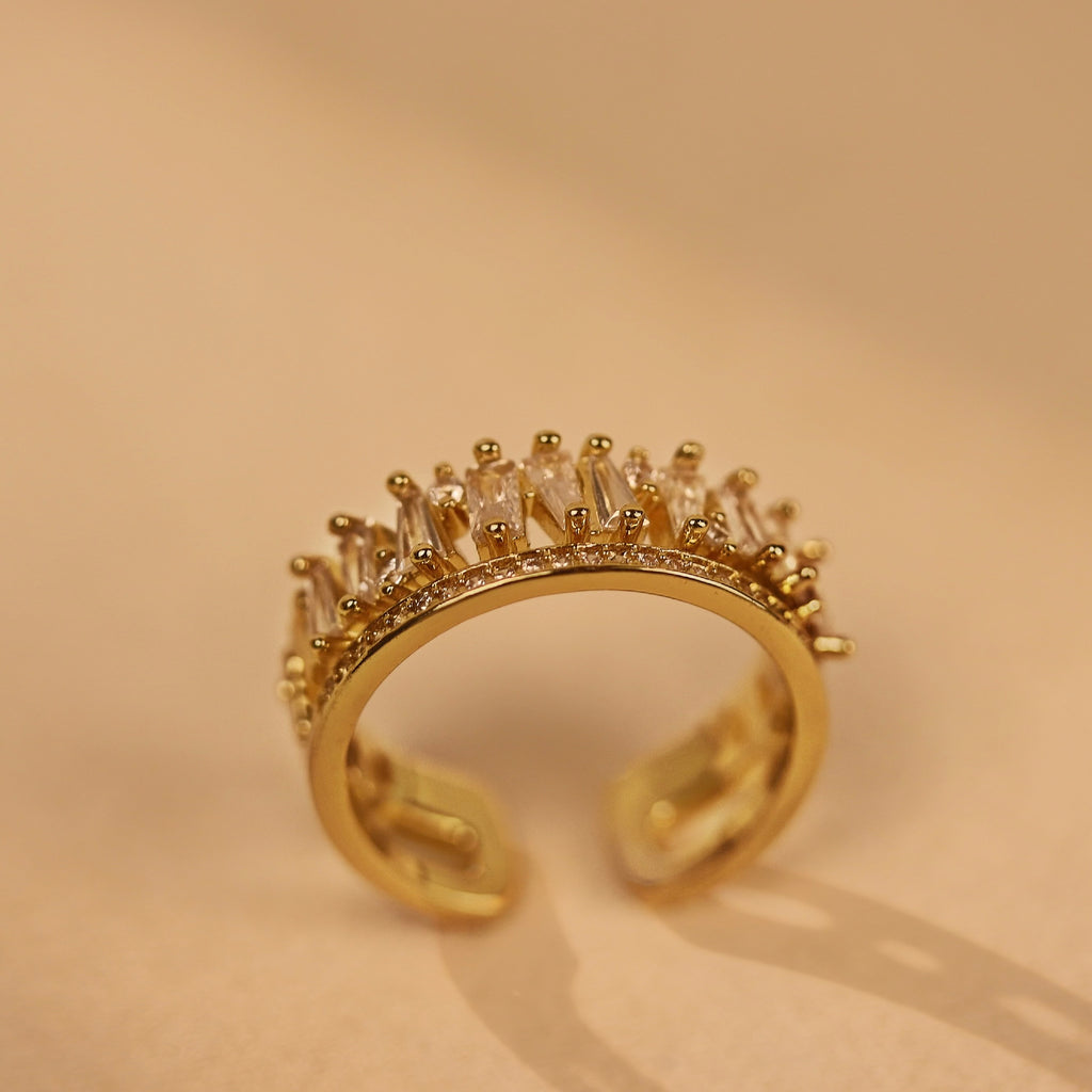 Crowned Ring