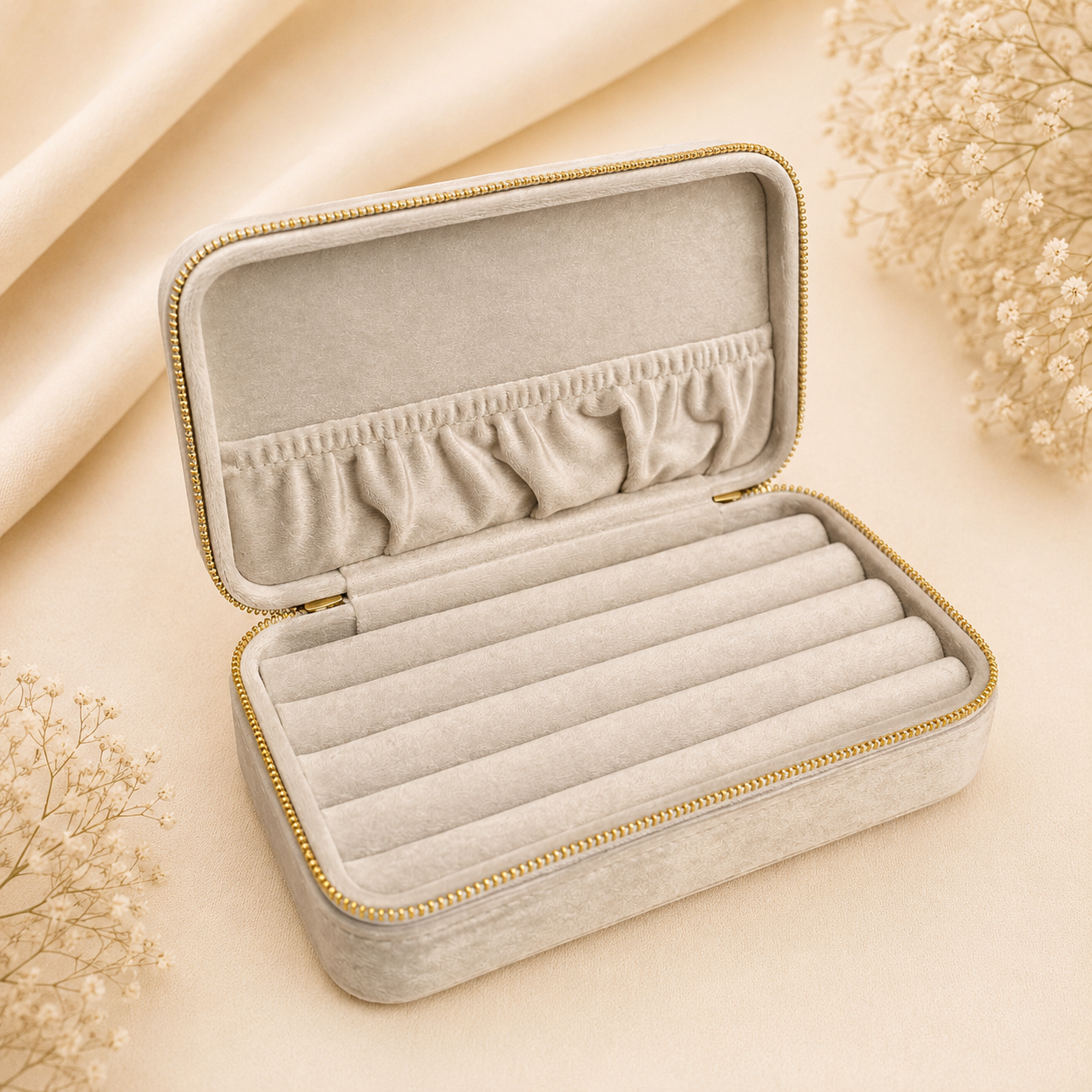 Velvet Ring Organizer