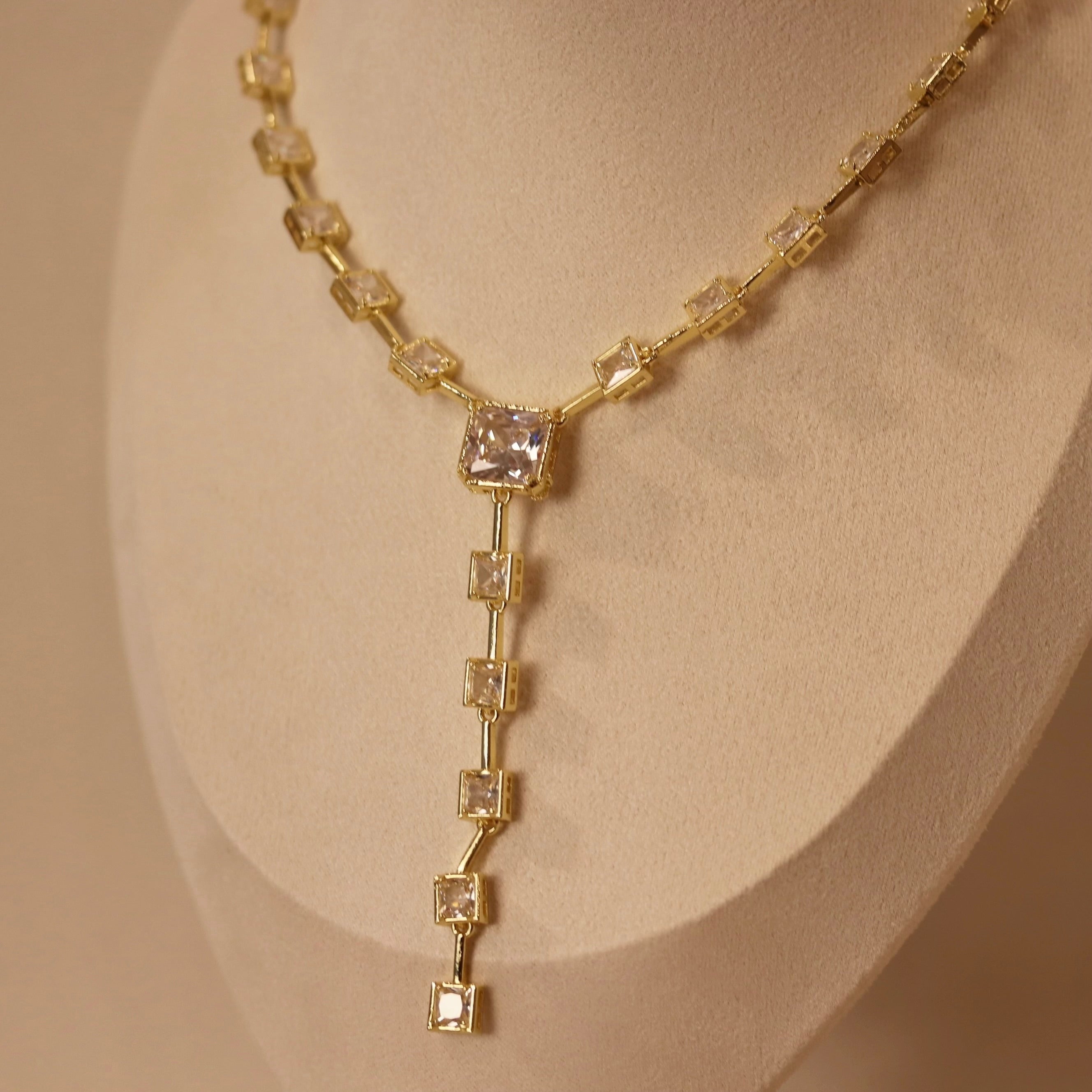 Drape Crystal Square Necklace