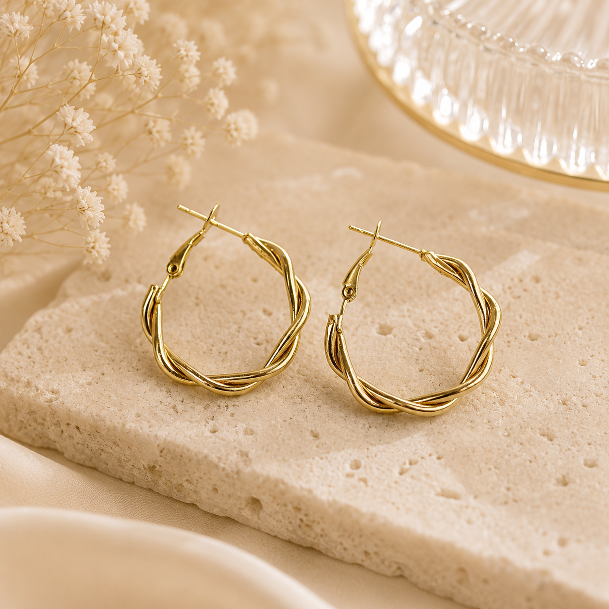 Beauty Twist Hoops