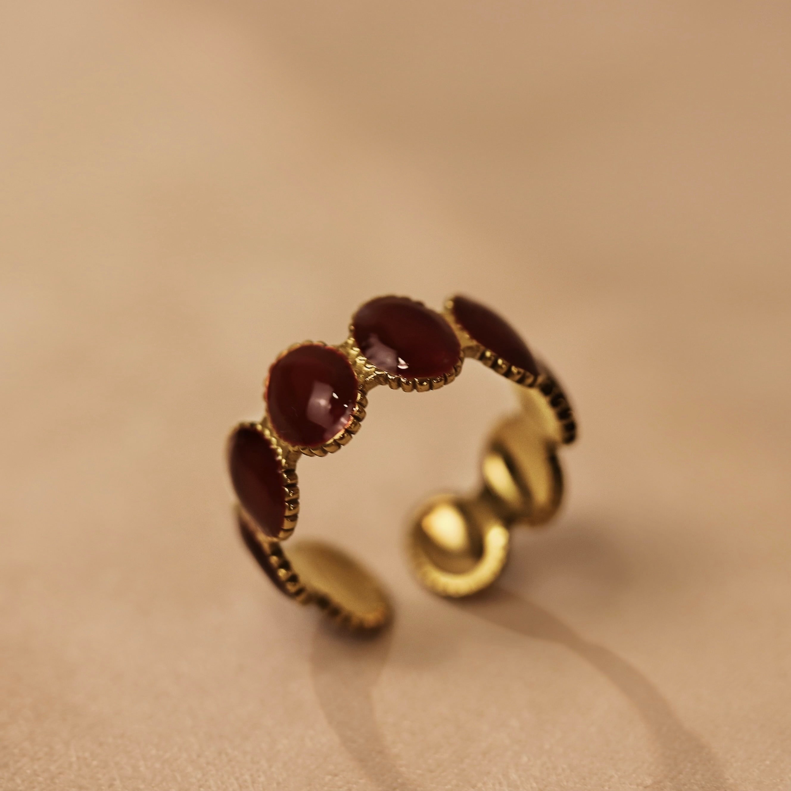 Valen Ring