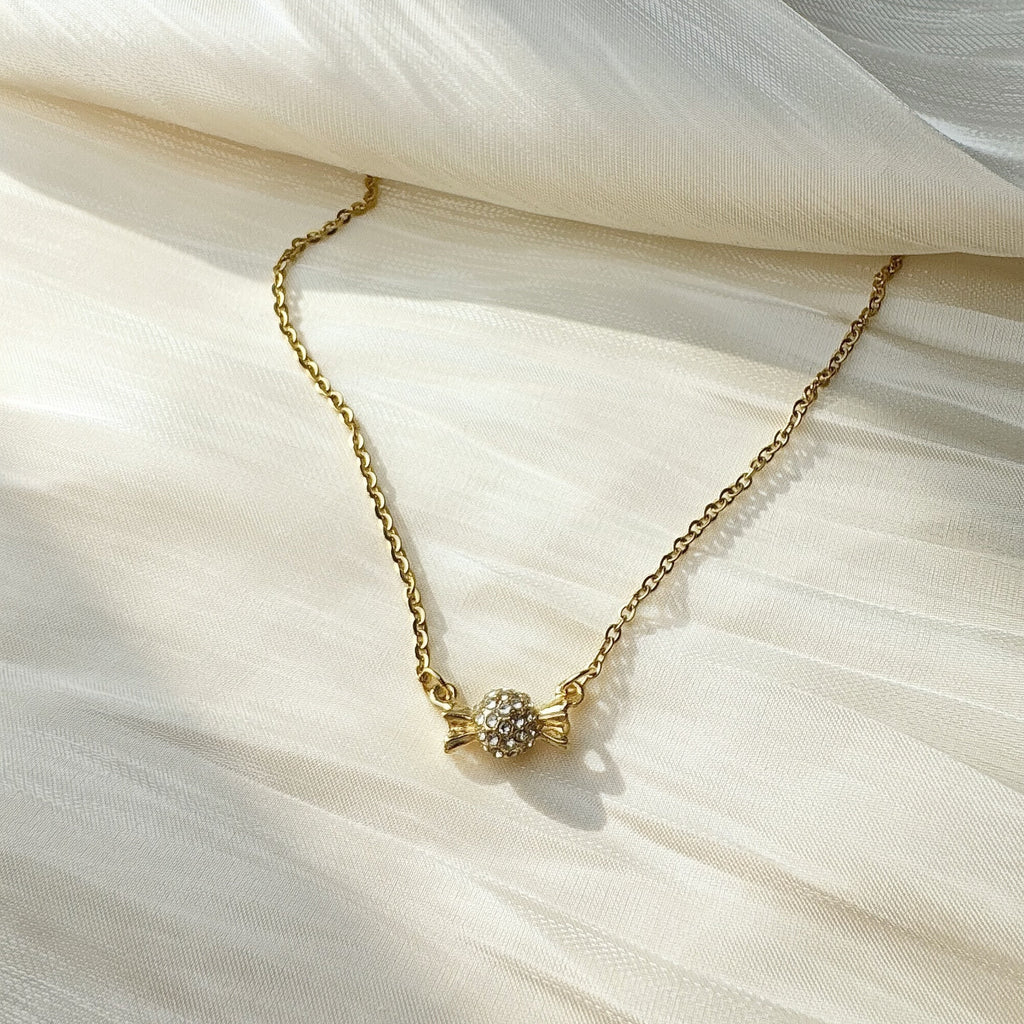 Belle Bow Necklace
