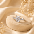 Emerald Radiance Ring