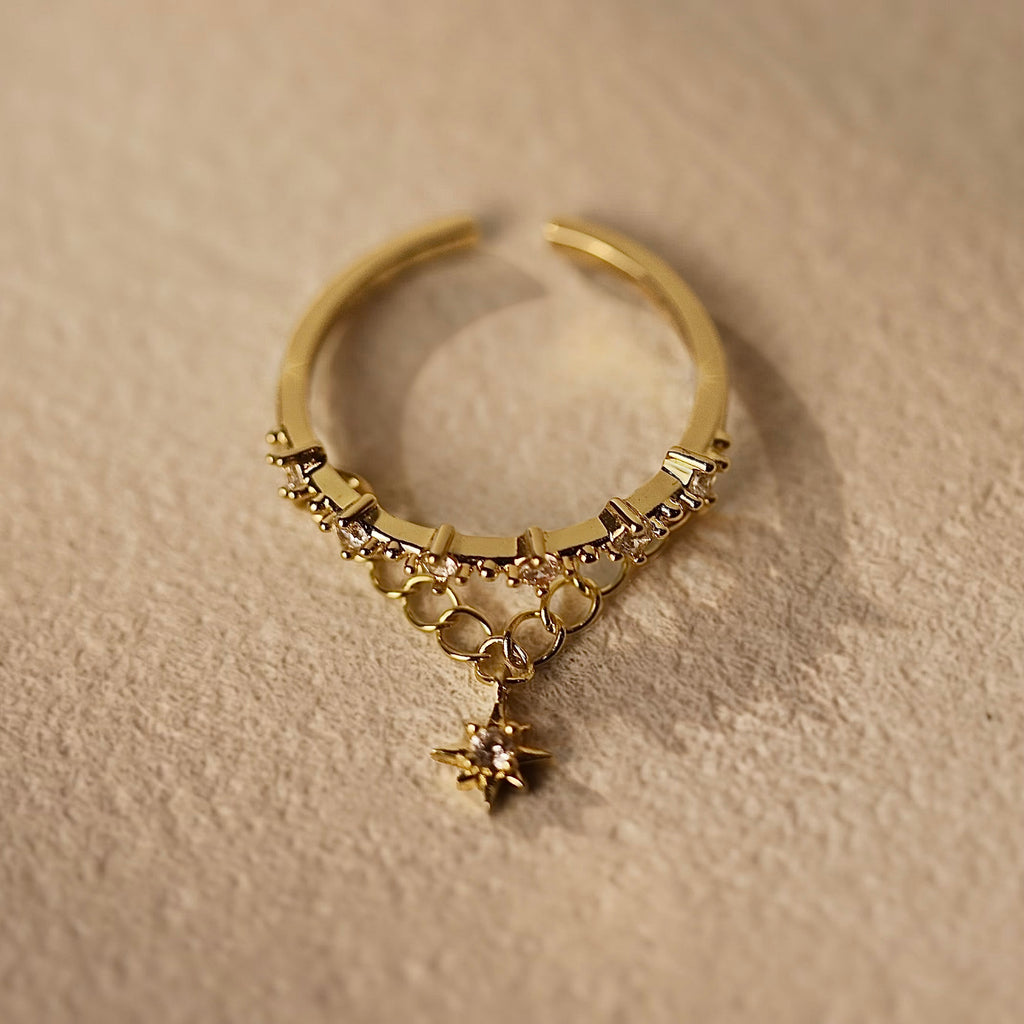 Hanging Star Ring