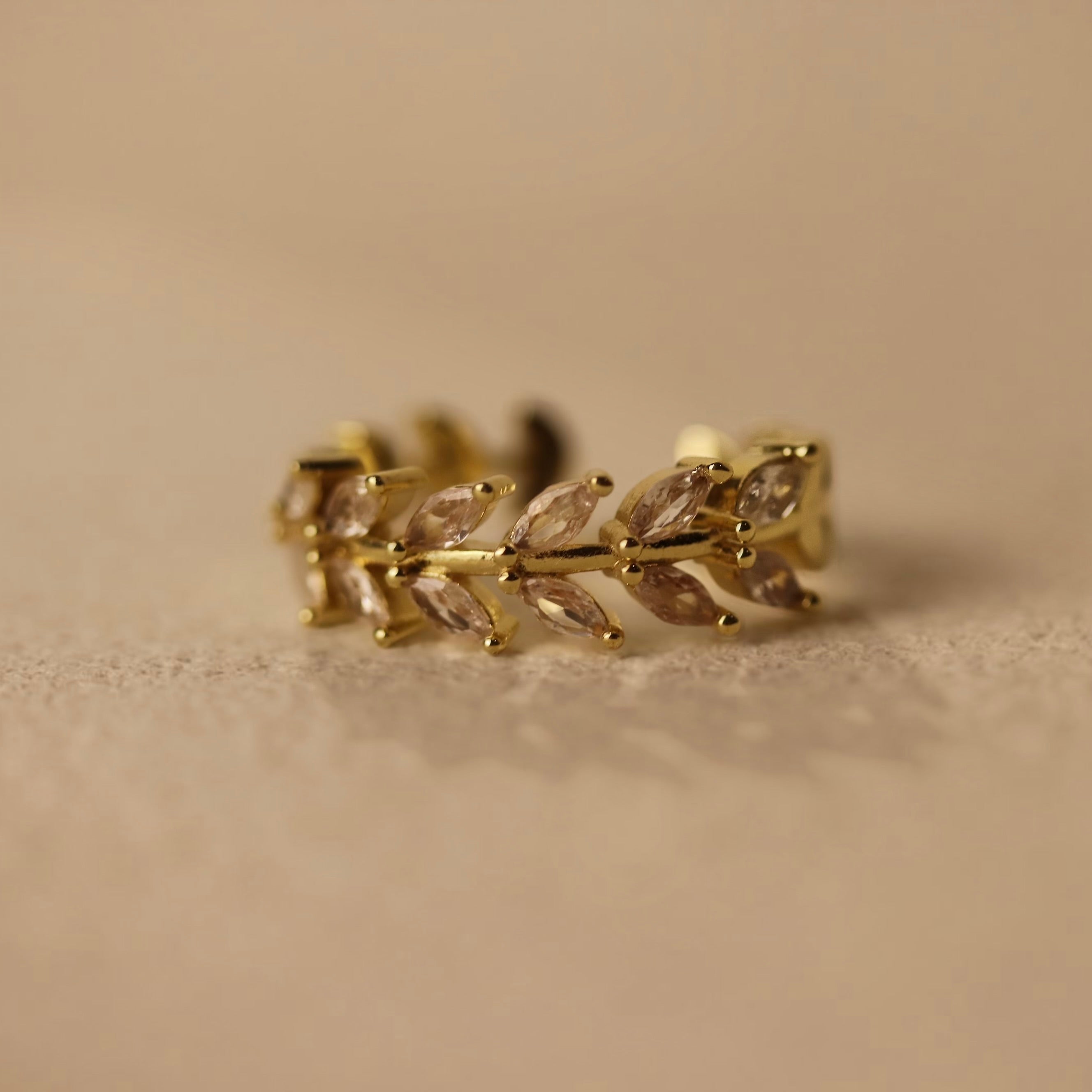 Le Cristal Fleur Ring