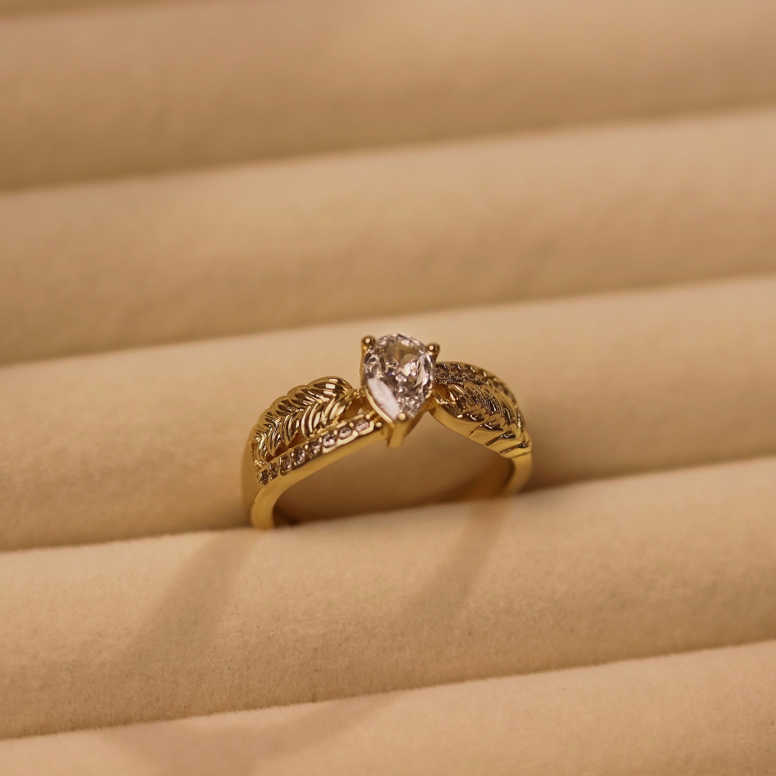 Eloise Ring