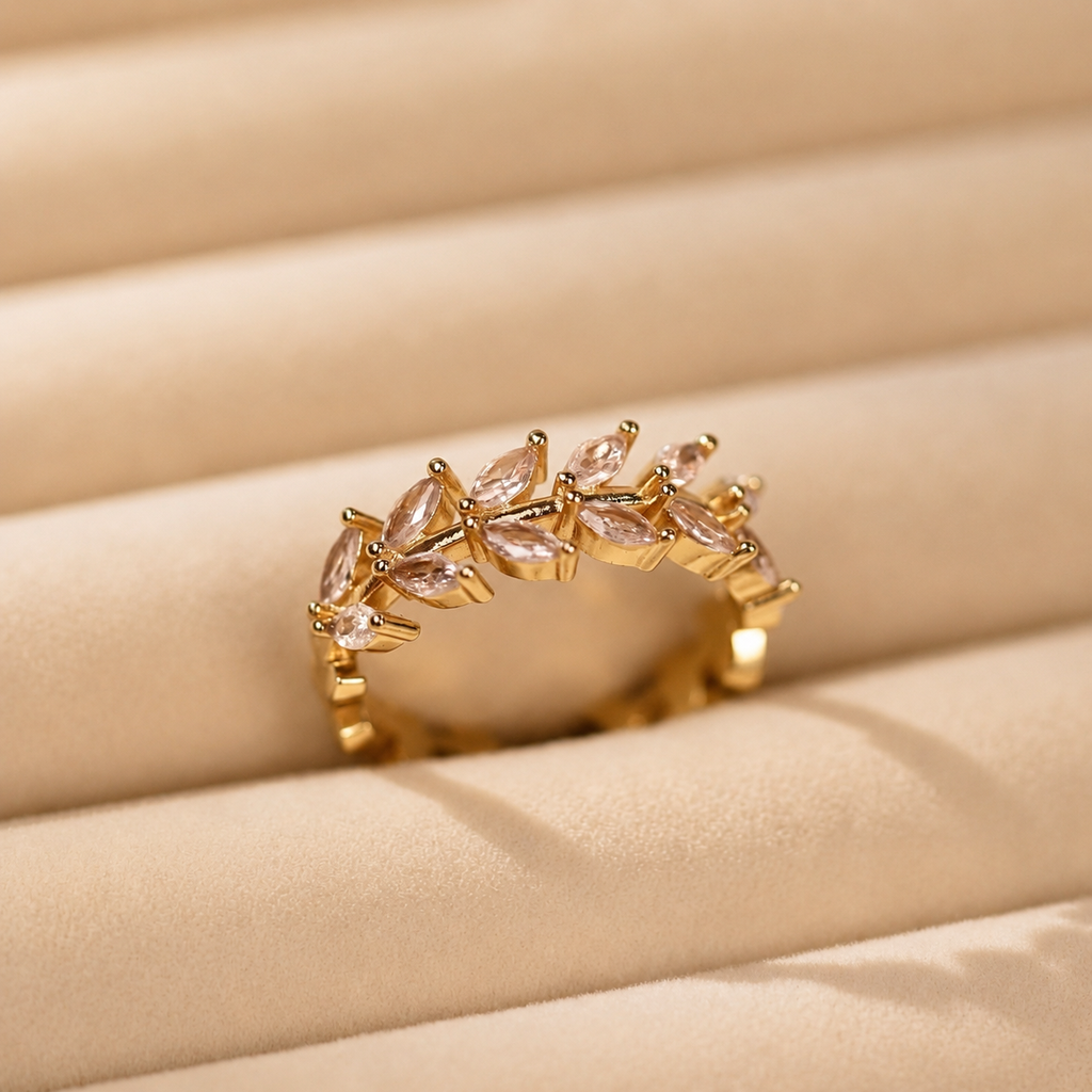 Le Cristal Fleur Ring